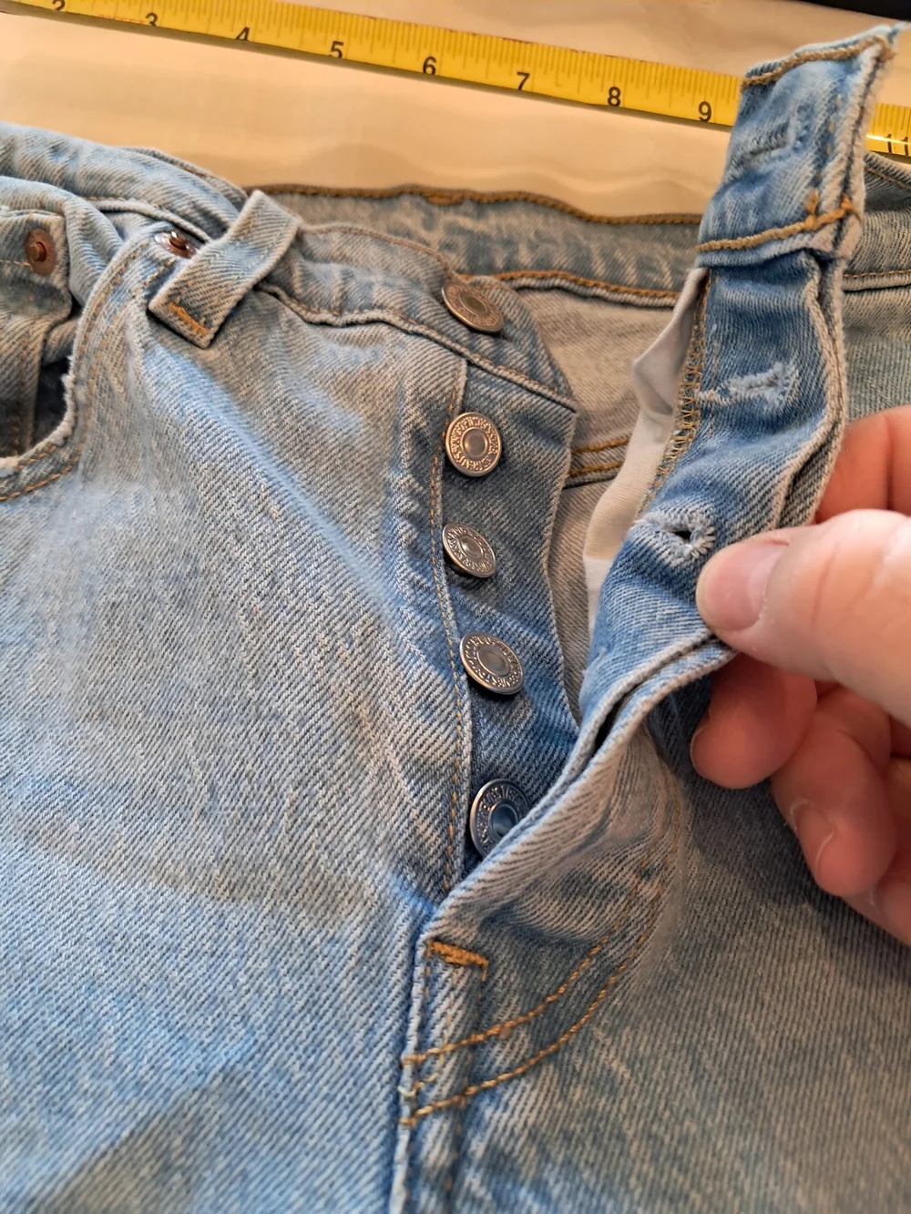 Levi's Men's Shorts Button-fly Denim Jeans